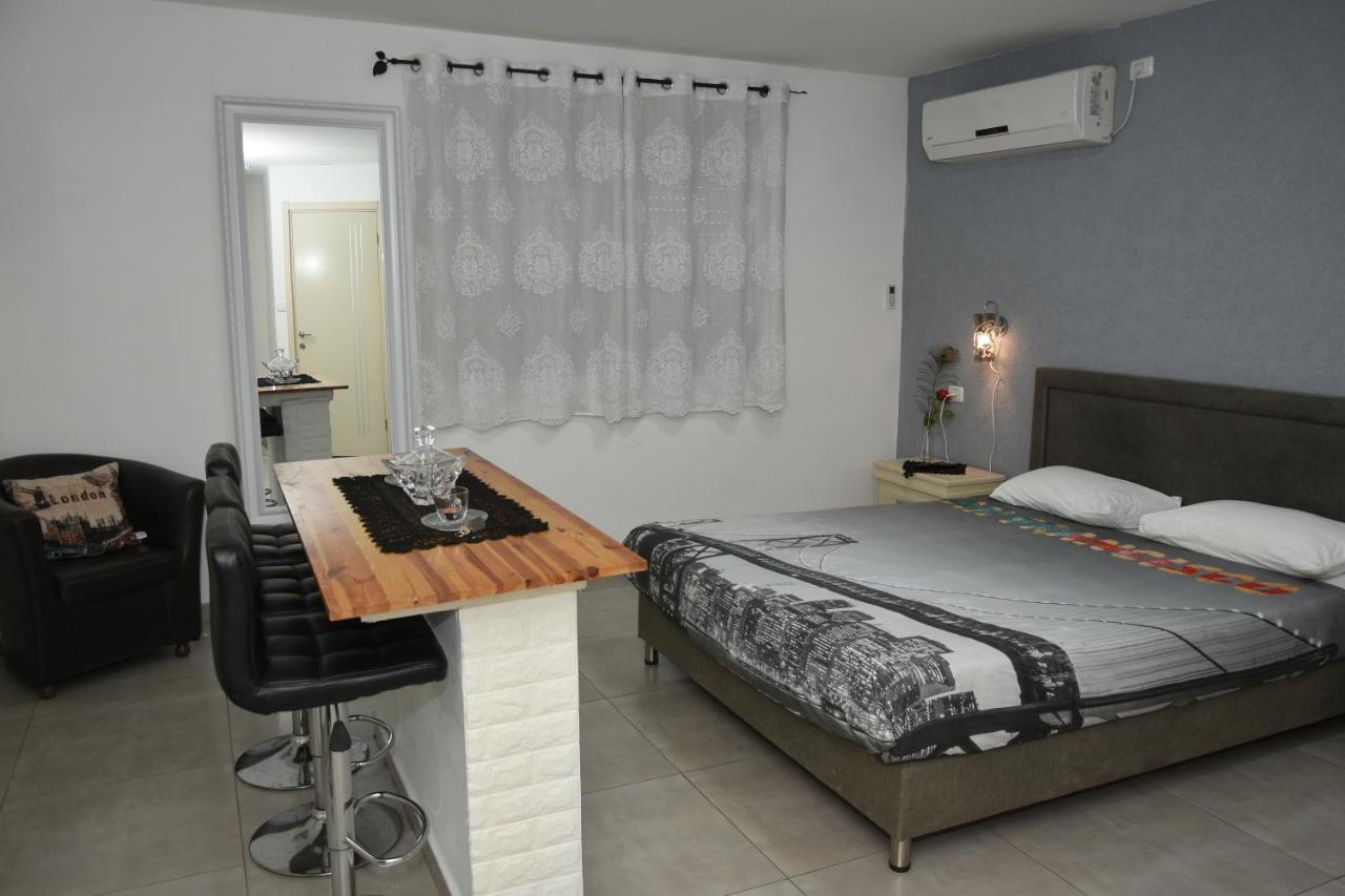 Sweet Dreams Apartment Тиберия Екстериор снимка