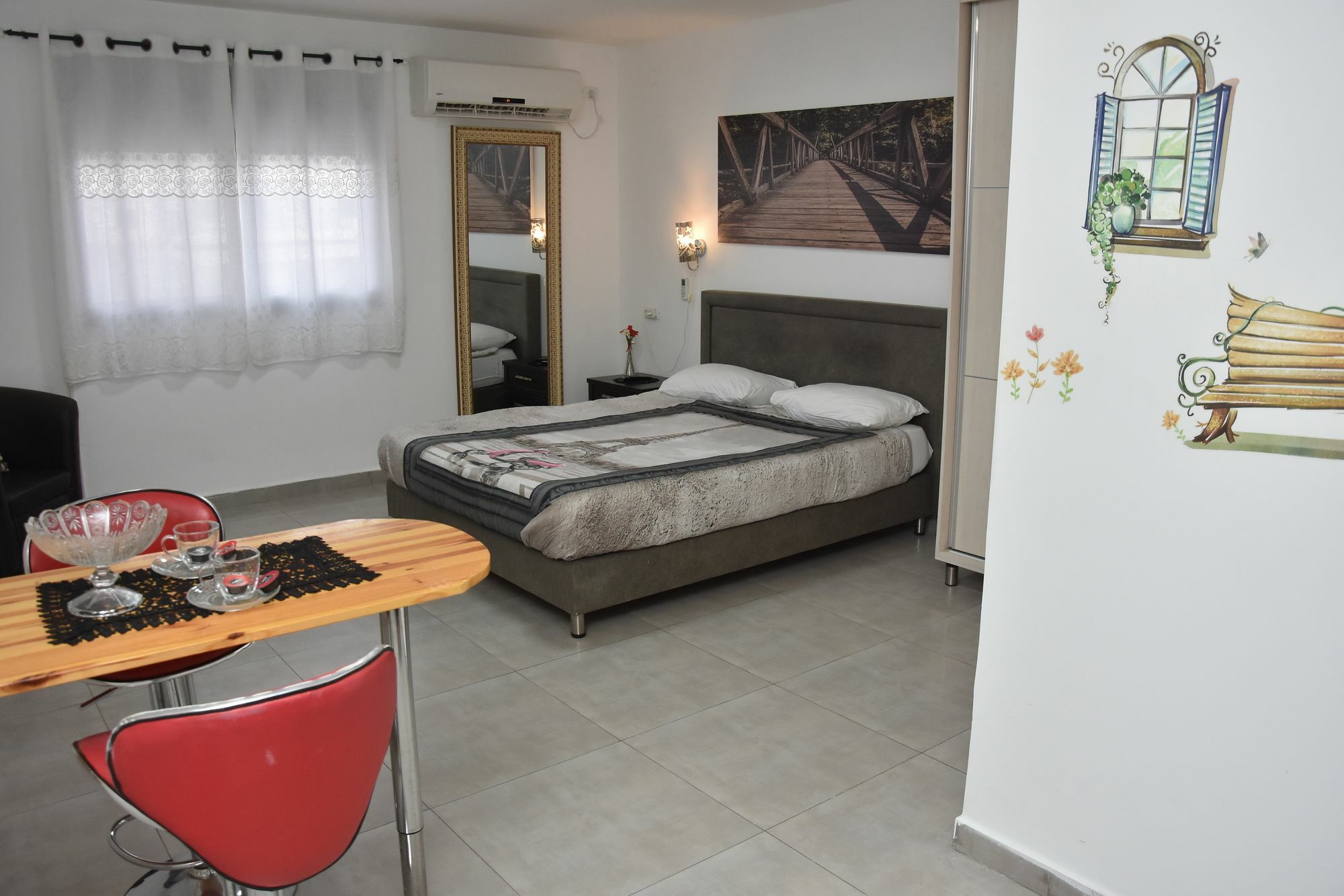 Sweet Dreams Apartment Тиберия Екстериор снимка